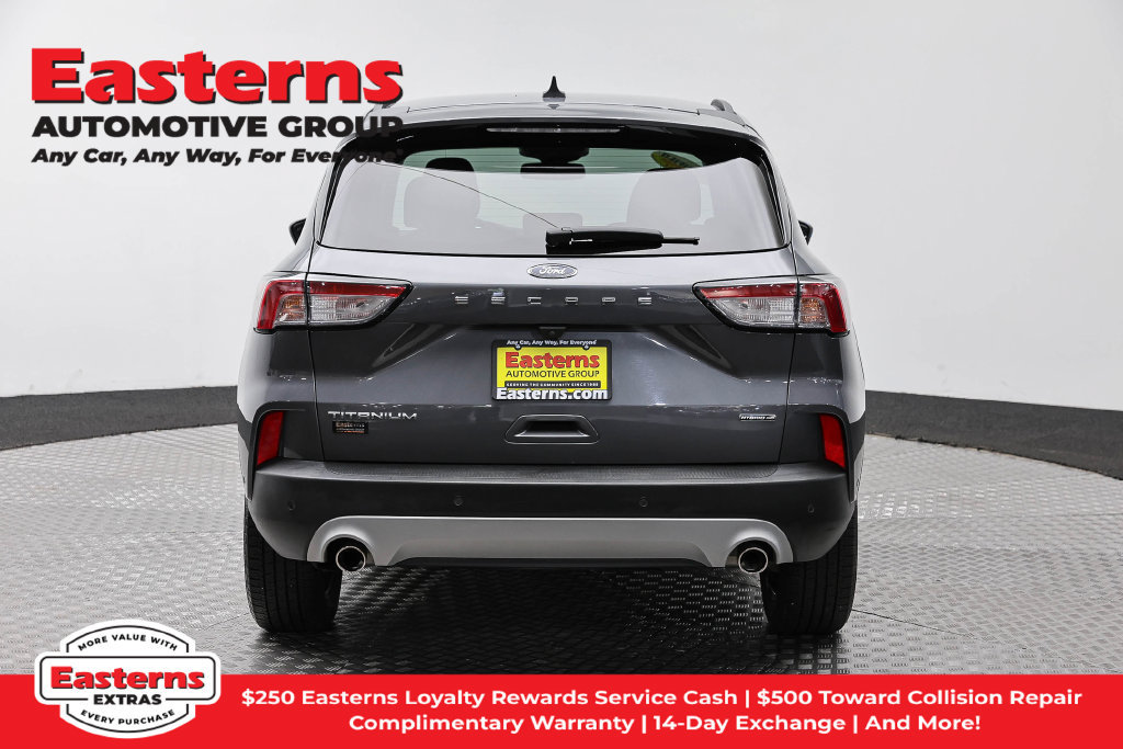 Used 2021 Ford Escape Titanium AWD/4WD image 7
