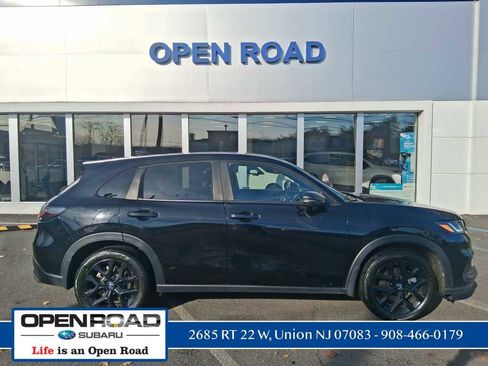 Used 2023 Honda HR-V Sport image 4