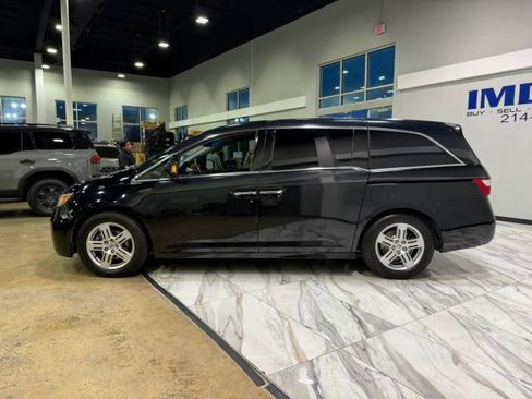 Used 2013 Honda Odyssey Touring Elite image 7