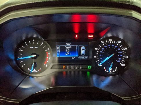 Used 2020 Ford Edge SE image 12