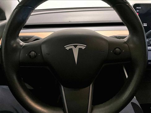 Used 2019 Tesla Model 3 Mid Range image 18