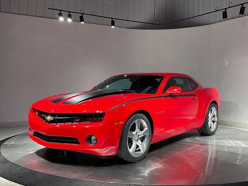 Used 2012 Chevrolet Camaro LT w/ RS Package image 2