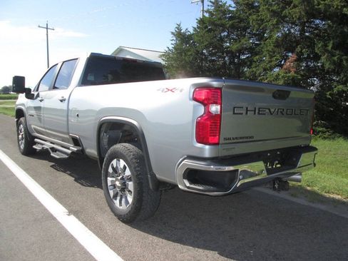 Used 2025 Chevrolet Silverado 3500 LT w/ All Star Edition AWD/4WD image 6
