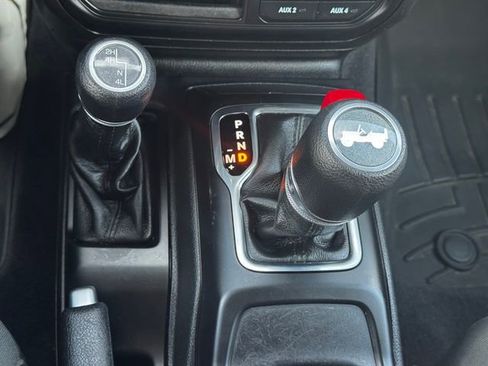 Certified 2023 Jeep Wrangler Unlimited Sport AWD/4WD image 37