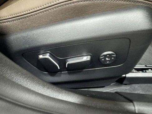 New 2026 BMW 530i xDrive w/ Premium Package AWD/4WD image 21