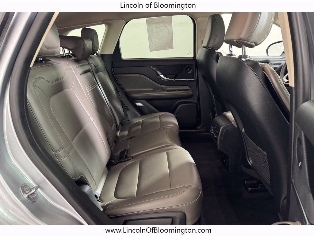 Used 2023 Lincoln Corsair AWD w/ Equipment Group 102A image 12