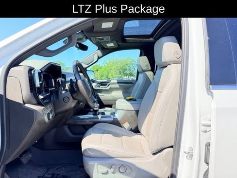 Certified 2023 Chevrolet Silverado 1500 LTZ w/ LTZ Premium Package AWD/4WD image 8