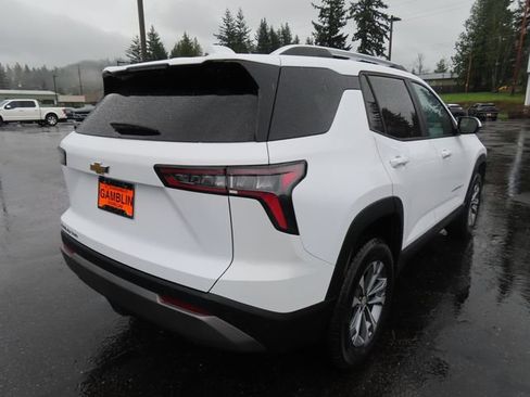Used 2025 Chevrolet Equinox LT AWD/4WD image 8