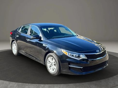 Used 2016 Kia Optima LX FWD image 2