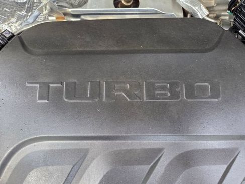 Used 2024 Chevrolet Trax LS FWD image 31