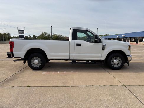 Used 2019 Ford F250 XL w/ XL Value Package image 2