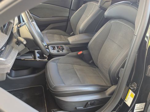 Used 2025 Ford Mustang Mach-E GT image 17