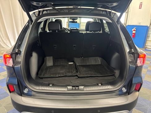 Used 2022 Ford Escape SEL w/ Technology Package AWD/4WD image 26