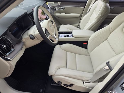 New 2026 Volvo XC90 T8 Ultra w/ Lounge Package AWD/4WD image 10