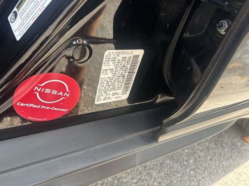 Used 2020 Nissan Rogue S w/ Special Edition Package image 33