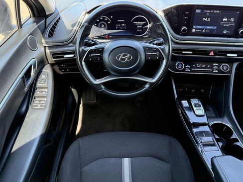 Used 2021 Hyundai Sonata SEL w/ Convenience Package image 17