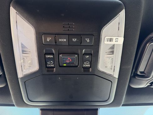 Used 2022 Toyota RAV4 XSE AWD/4WD image 28