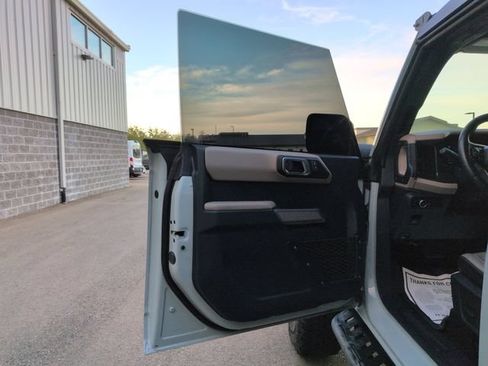 Used 2023 Ford Bronco Wildtrak AWD/4WD image 10