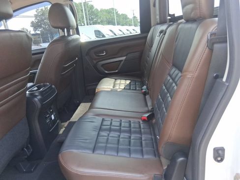 Used 2016 Nissan Titan Platinum Reserve AWD/4WD image 12