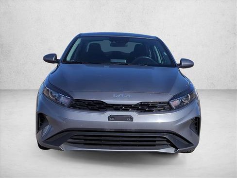 Used 2024 Kia Forte LXS image 2