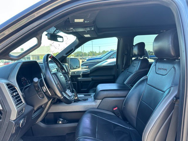 Used 2017 Ford F150 Raptor w/ Equipment Group 802A Luxury AWD/4WD image 5