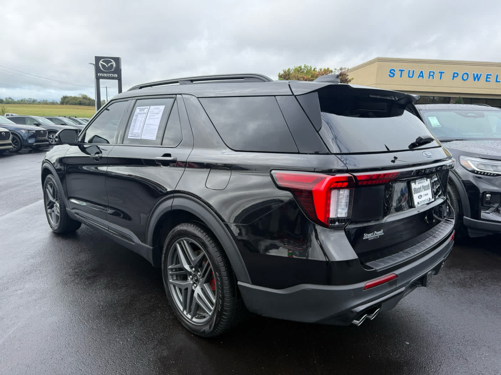 Used 2025 Ford Explorer ST w/ Sun And Sound Package AWD/4WD image 28