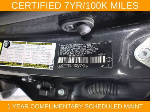 Used 2021 Toyota C-HR XLE FWD image 30