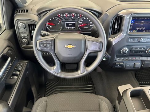 Used 2025 Chevrolet Silverado 2500 Custom w/ Custom Value Package AWD/4WD image 13