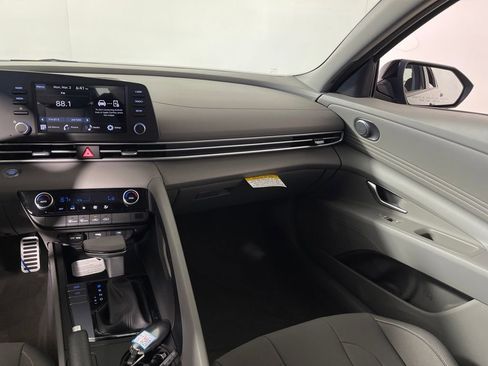 New 2026 Hyundai Elantra Sport image 17