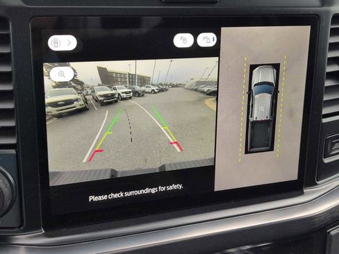 New 2026 Ford F250 Lariat w/ Black Appearance Package image 19