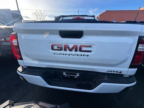 Used 2024 GMC Canyon AT4 w/ LPO, Off Road Lift Package image 3