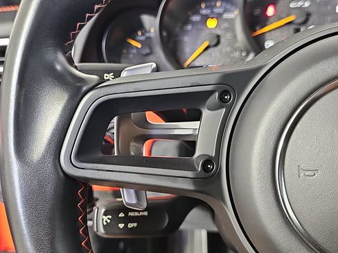 Used 2018 Porsche 911 GT3 RWD image 13