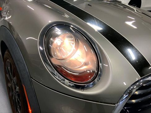 Used 2017 MINI Cooper 2-Door Hardtop image 26