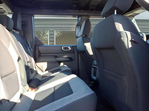 New 2025 Ford Bronco 4-Door w/ Sasquatch Package image 8