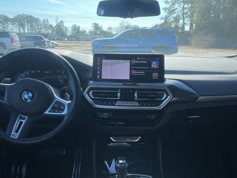 Used 2023 BMW X4 M40i w/ Premium Package image 13