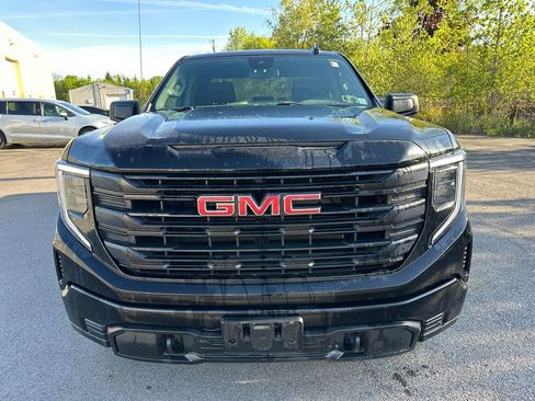 Used 2023 GMC Sierra 1500 Pro w/ Graphite Edition AWD/4WD image 9