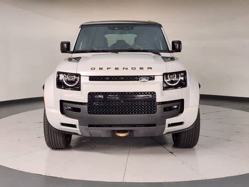 New 2026 Land Rover Defender 110 OCTA AWD/4WD image 15