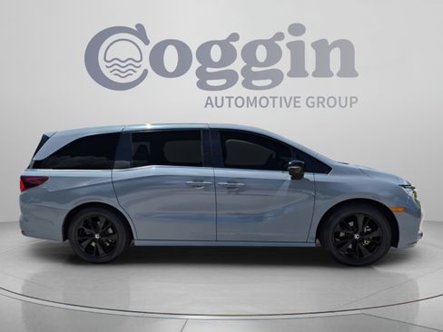 Certified 2024 Honda Odyssey Sport image 7