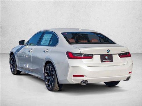 Used 2026 BMW 330i Sedan w/ Premium Package RWD image 8