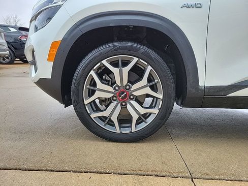 Used 2023 Kia Seltos SX image 15