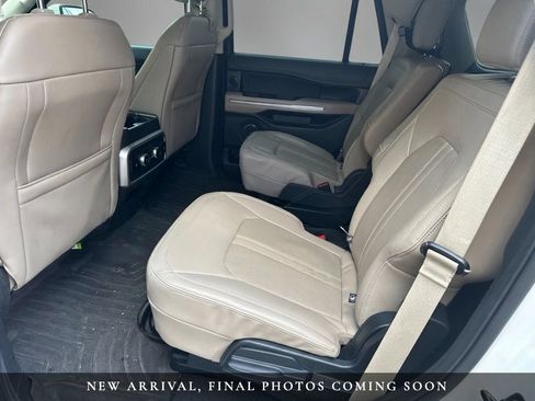 Used 2022 Ford Expedition Limited AWD/4WD image 5