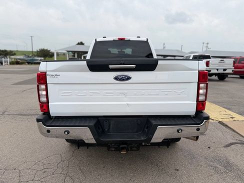 Used 2022 Ford F250 XLT w/ XLT Premium Package AWD/4WD image 5
