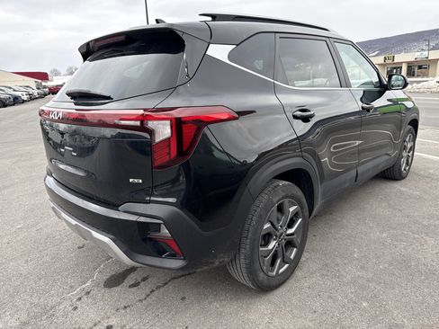Certified 2024 Kia Seltos S image 3