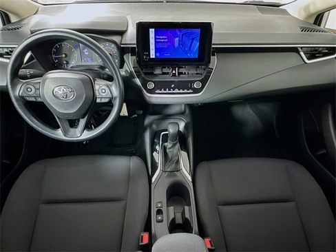 Used 2024 Toyota Corolla LE image 23