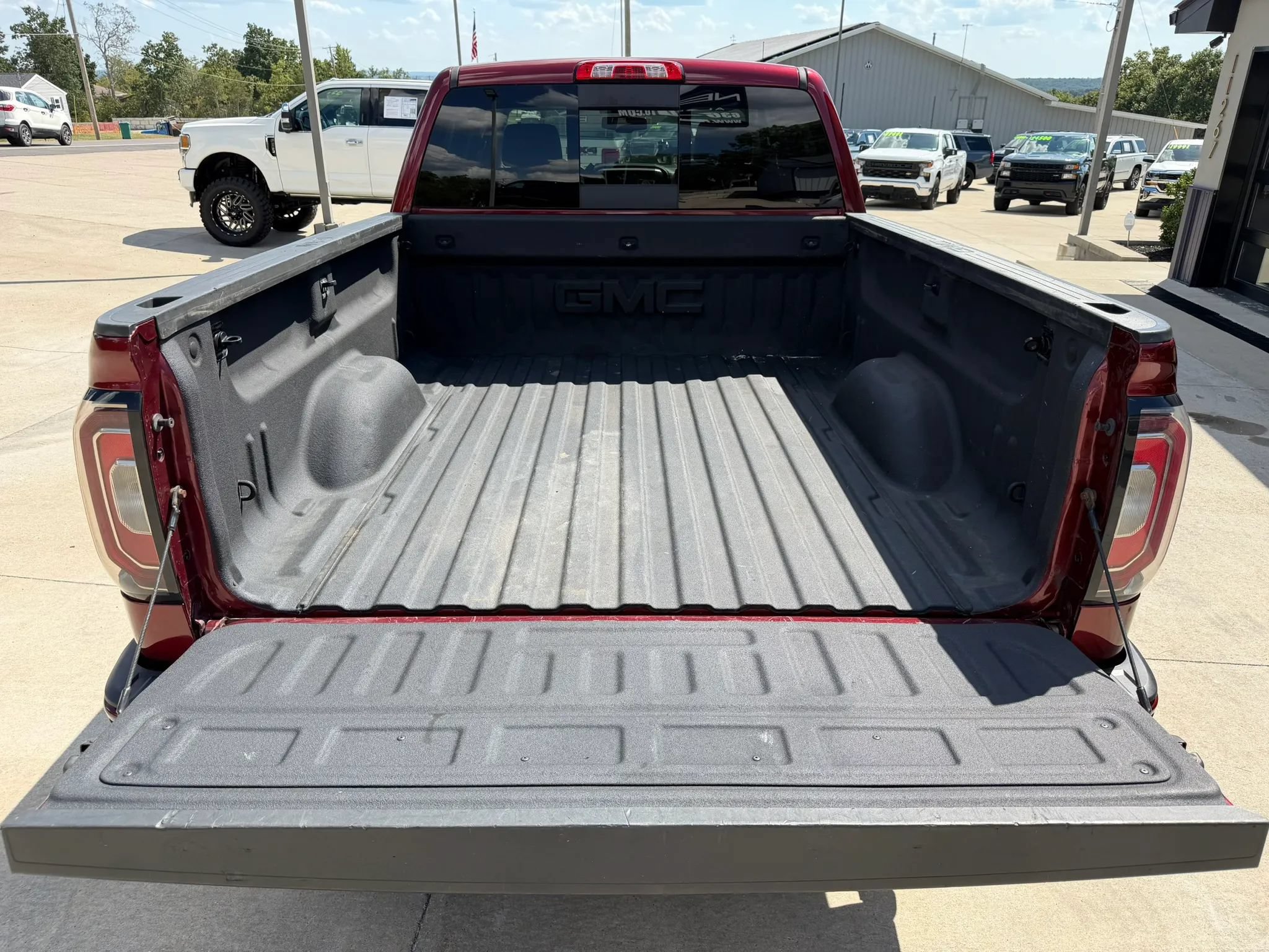 Used 2017 GMC Sierra 1500 SLT AWD/4WD image 41