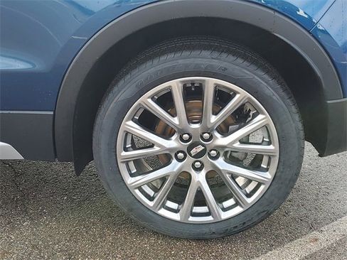 Used 2019 Cadillac XT4 Premium Luxury w/ Cold Weather Package image 29