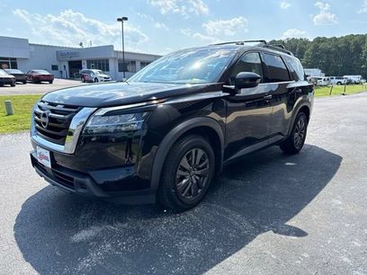 Used 2022 Nissan Pathfinder SV