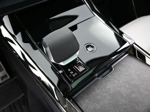 Used 2025 Land Rover Range Rover Sport Autobiography image 17