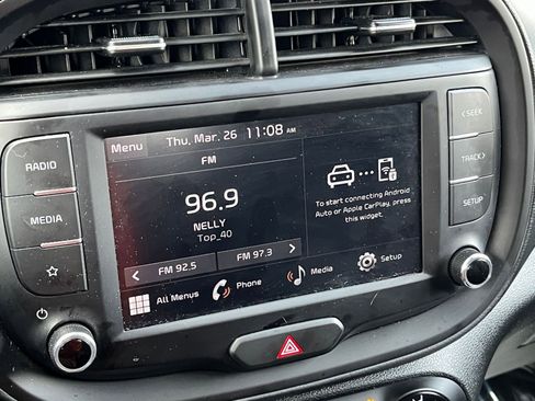 Used 2025 Kia Soul LX w/ LX Technology Package image 18