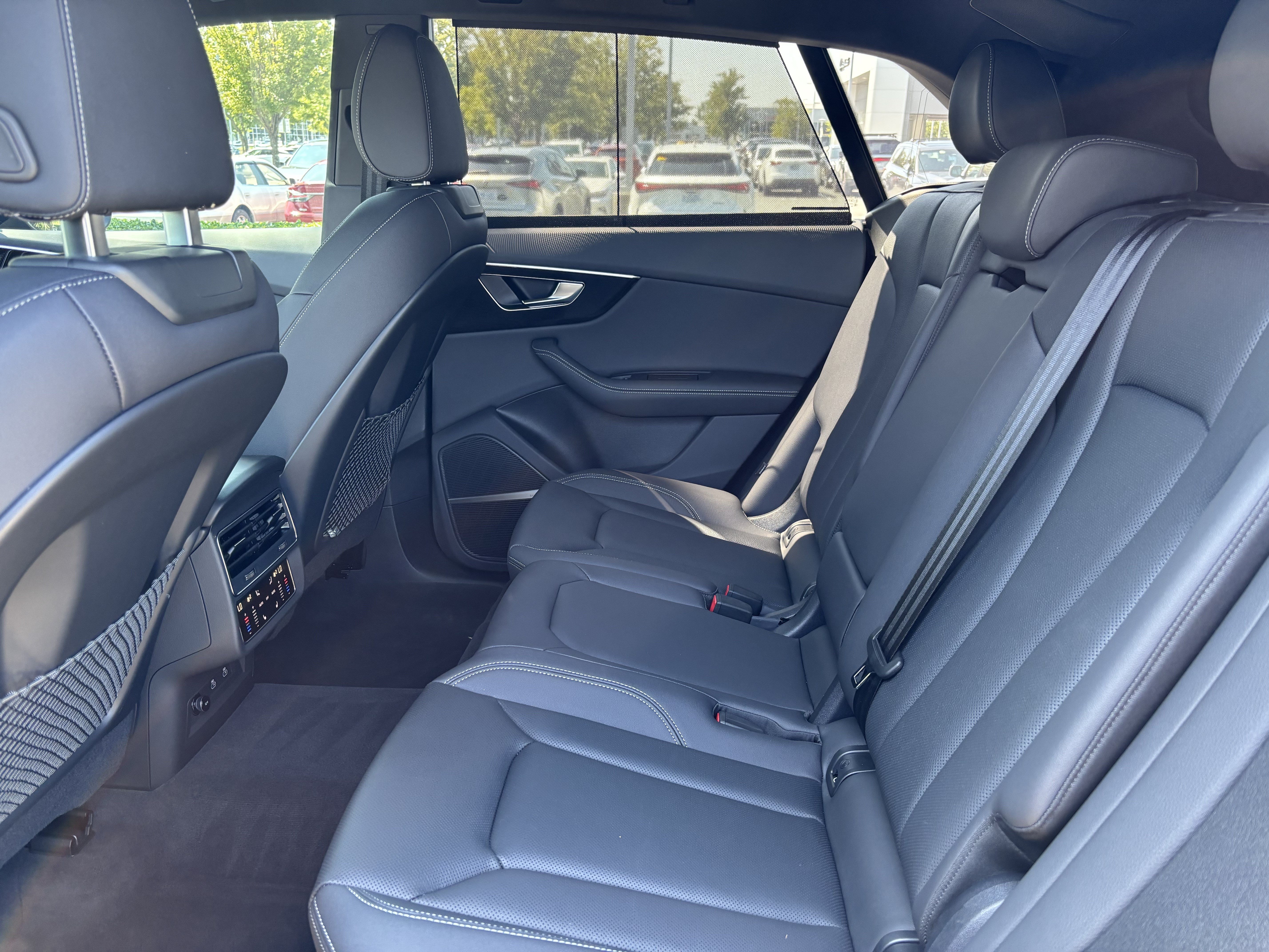 Certified 2025 Audi Q8 Premium Plus AWD/4WD image 18